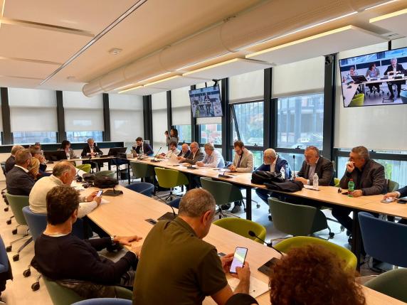 Firma Contratto Collettivo.jpg